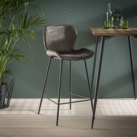 Barstoel 'Gael' Velvet, kleur Antraciet (zithoogte 67cm)
