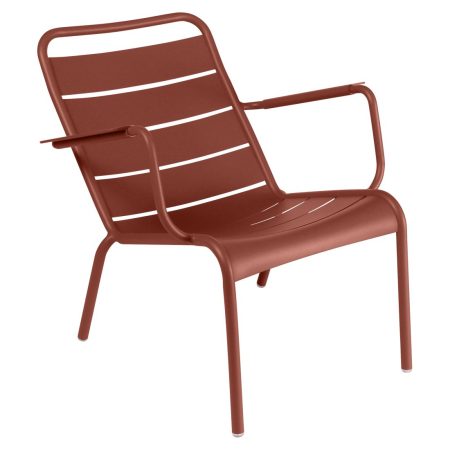 Fermob Luxembourg Low loungestoel met arm Red ochre