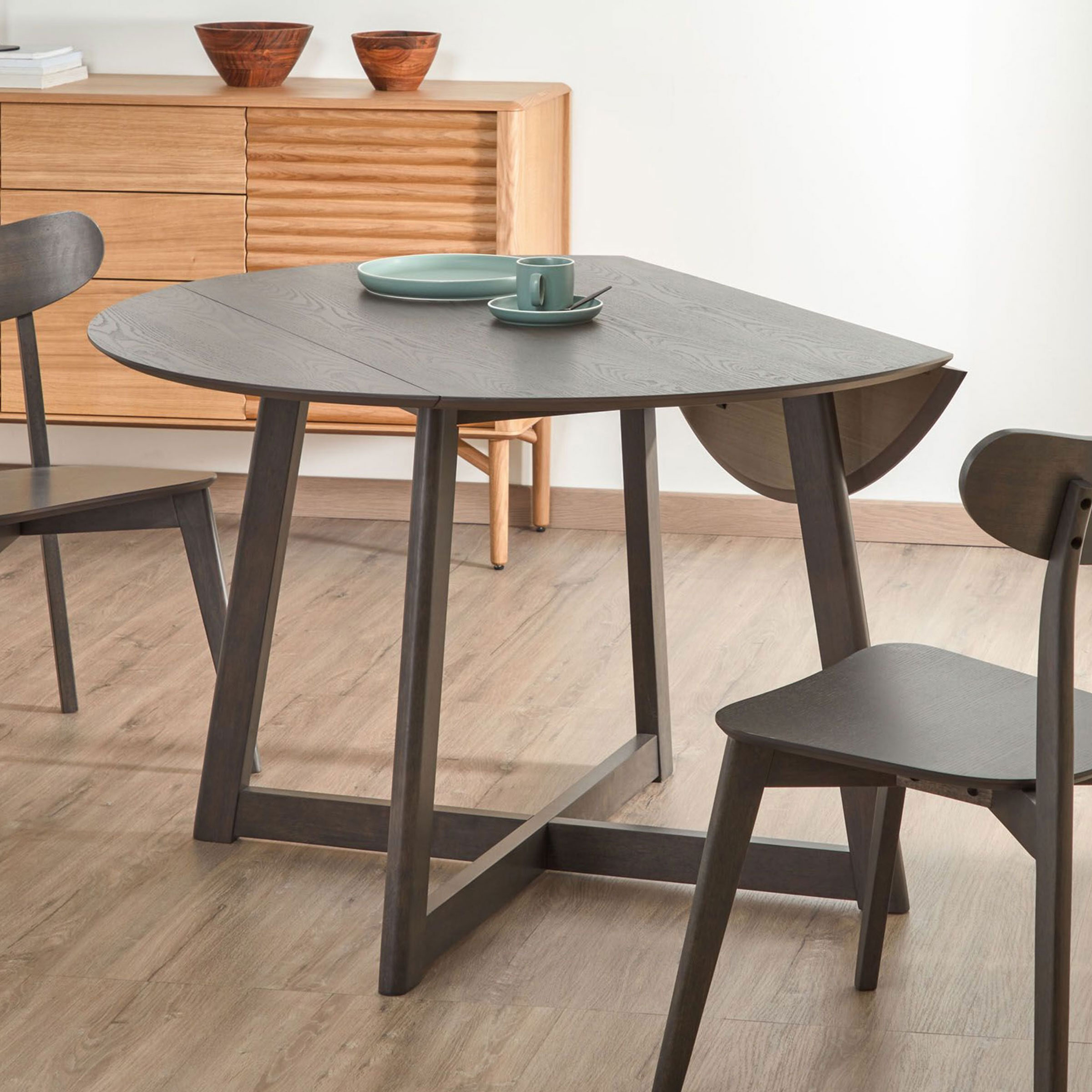 Kave Home Ronde Eettafel 'Maryse' 70 - 120 x 120cm, kleur Bruin