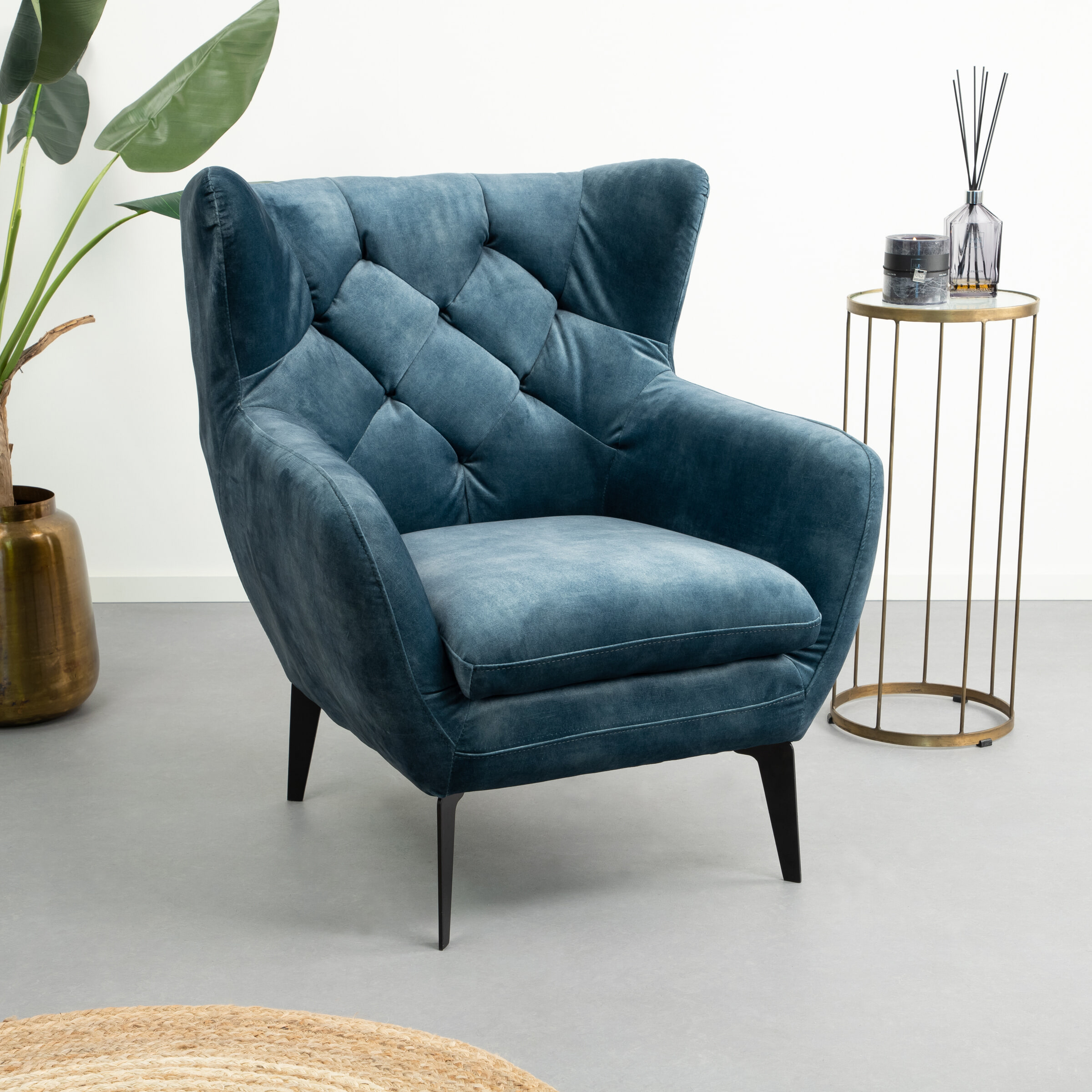 Tower Living Fauteuil 'Bomba' Velvet, kleur blauw