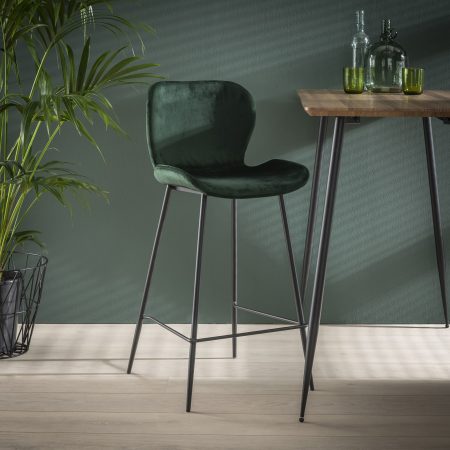 Barstoel 'Gael' Velvet, kleur Groen (zithoogte 67cm)